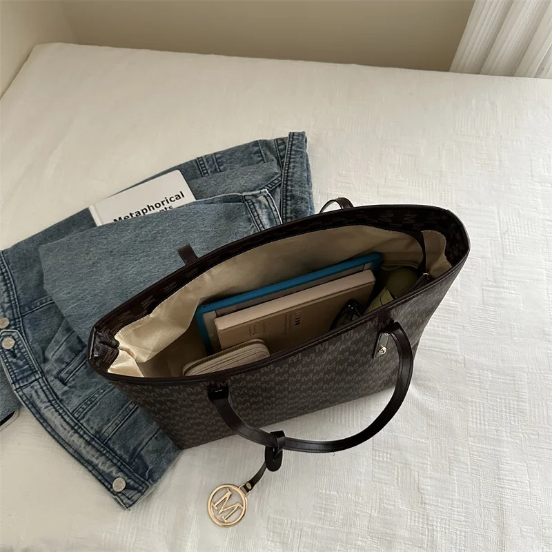 Stylish Tote Bag, Vintage Handbag, Large Underarm Shoulder Bag for Women Suitable for Daily Use, Work, Outdoor, Travel, Shopping thumbnail 5