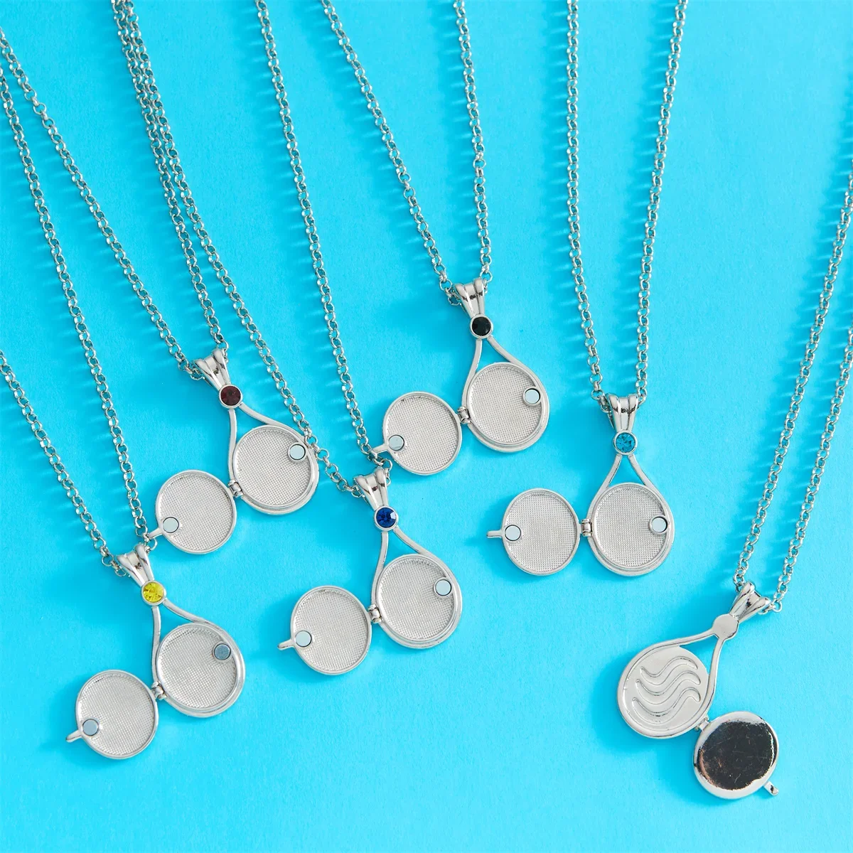 2025 New H2o Shell Necklace Just Add Water Series Inlay 12 Colors Crystal Open Cover Pendant Locket Necklace Wholesale thumbnail 4