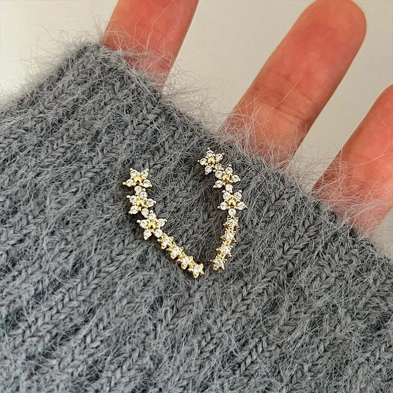 Fashion Silver Color Zircon Flower Star Stud Earrings For Women Simple Metal Piercing Climbing Earrings Jewelry Accessories thumbnail 4