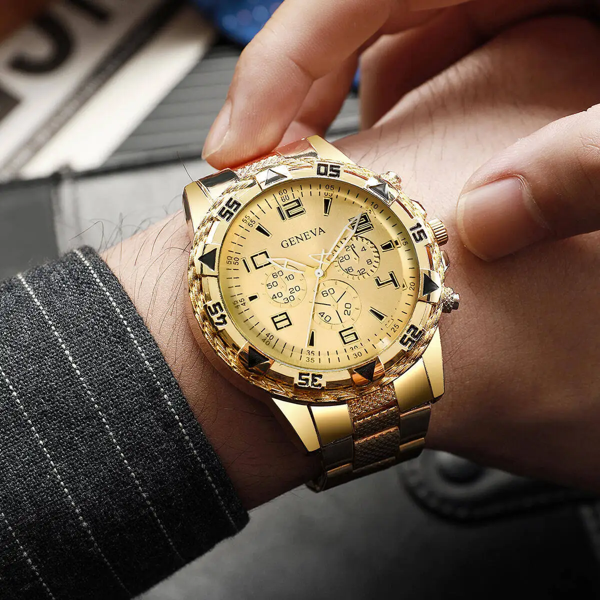 1/4PCS Fashion Business Men Watch Luxury Big Dial Mens Quartz Wristwatches Clock Gift Reloj Hombre（Without Box） thumbnail 4