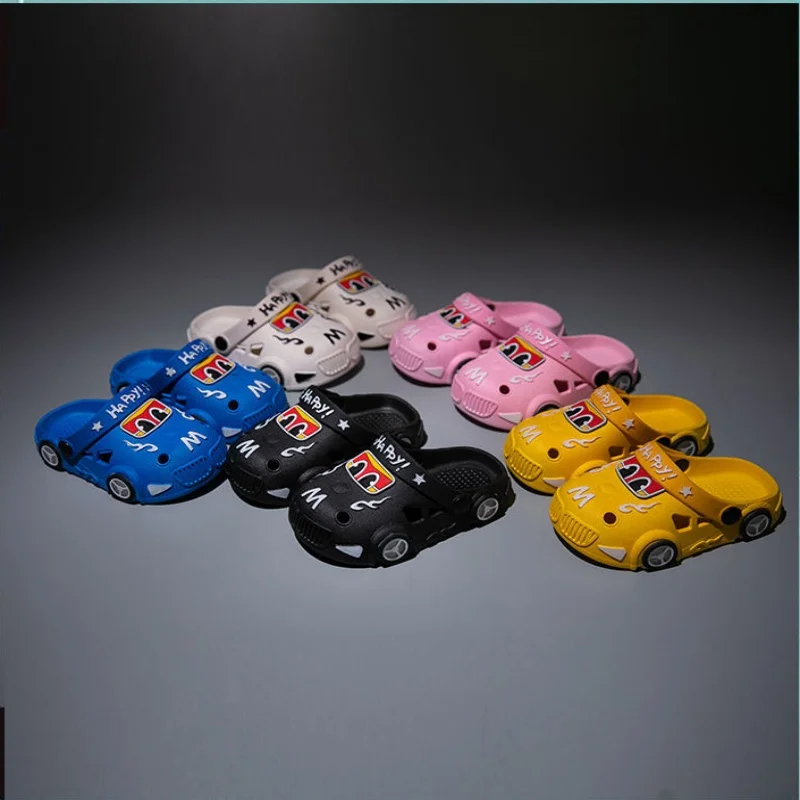 Chaussure Enfant Children's Slippers Boys' Car Shaped Wheels Will Light Up Anti Slip Soft Bottom Baby Beach Slippers Boy Shoes thumbnail 2