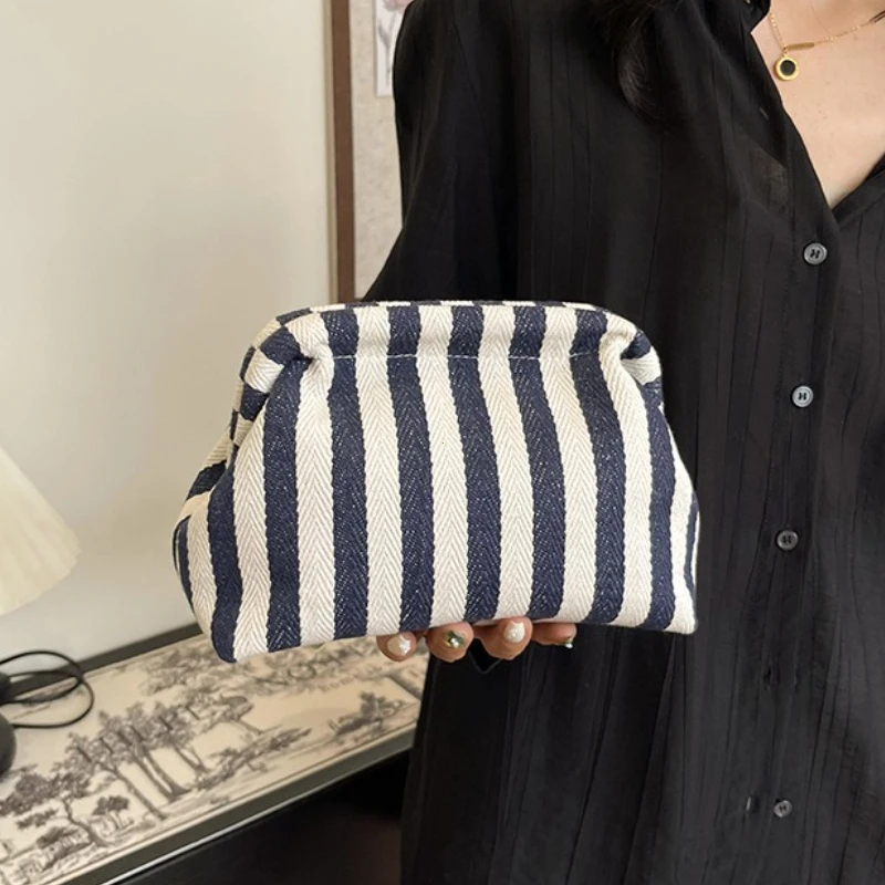 Summer Woven Crochet Purses for Women Beach Clutch Handbags 2026 Dumpling Hobo Casual Colorblock Bag Ladies Ruched Cloud Purse thumbnail 4