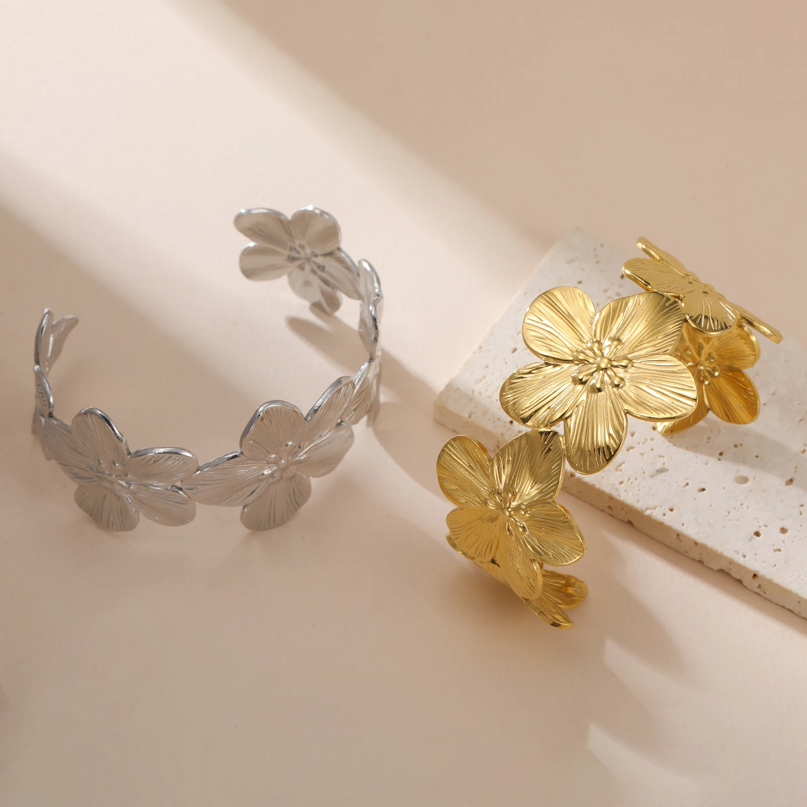 Teamer Fashion Big Flowers Cuff Bracelet for Women Stainless Steel Gold Color Bangle Bohemian Jewelry Wedding Gift thumbnail 4