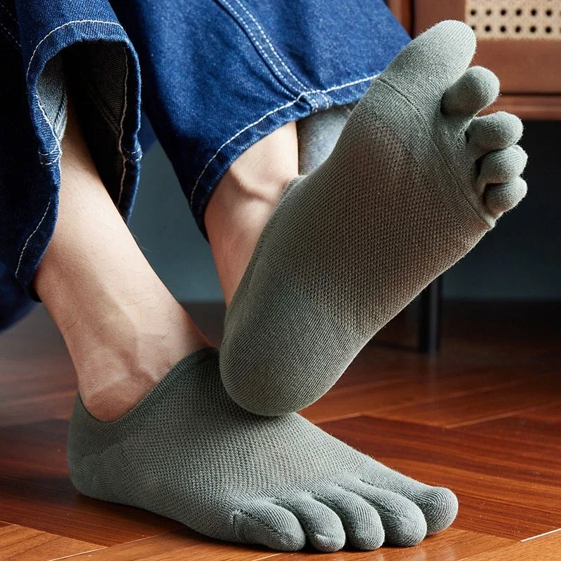 2 Pairs/Lot Men's Cotton Toe Crew Socks High Quality Breathable Sports Running Ankle Cotton Short Five Fingers Socks thumbnail 4