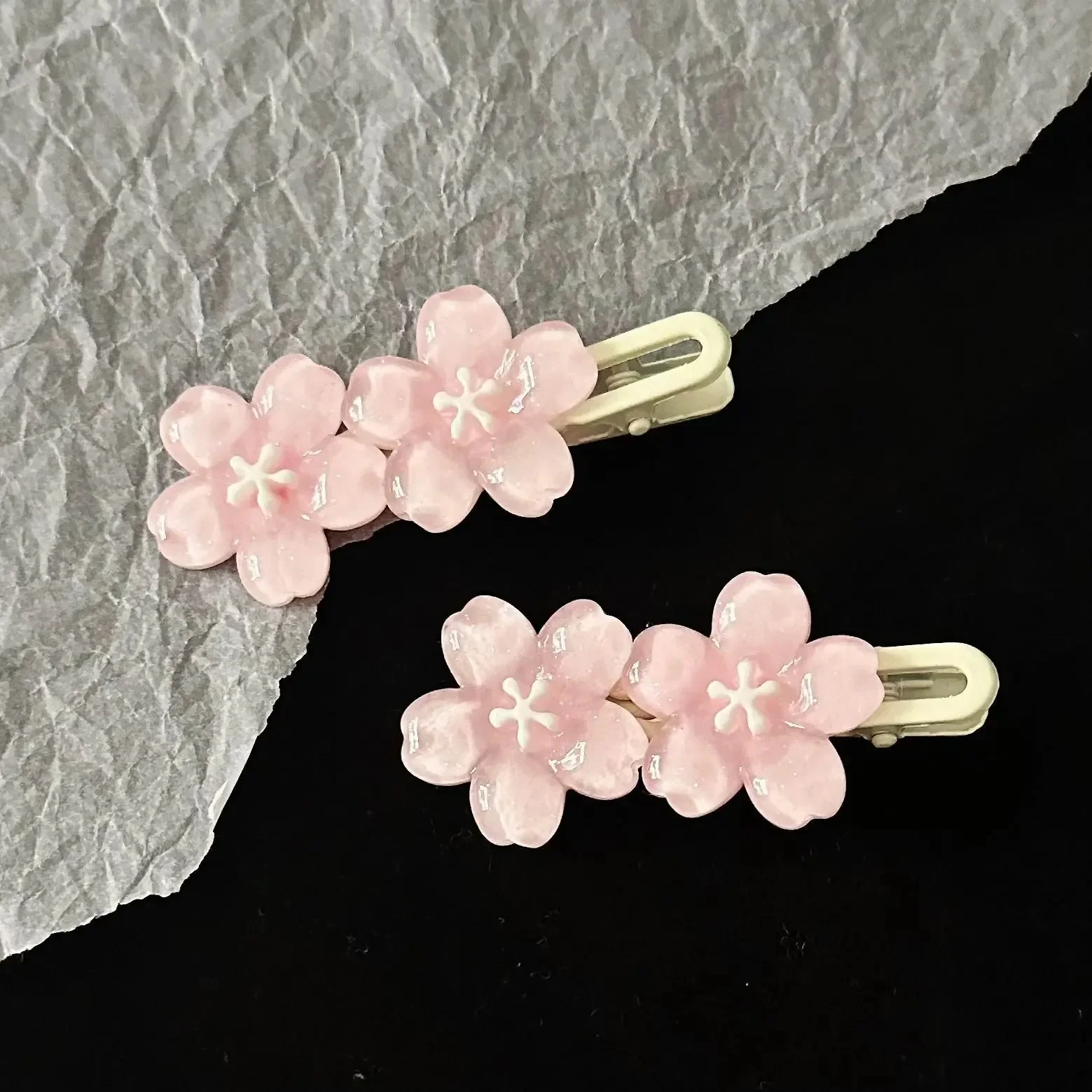 Jelly Cherry Blossom Hair Clips Pink Blue Flower Hairpins for Girl Romantic Wave Side Bangs Barrettes Kawaii BB Hair Accessories thumbnail 4