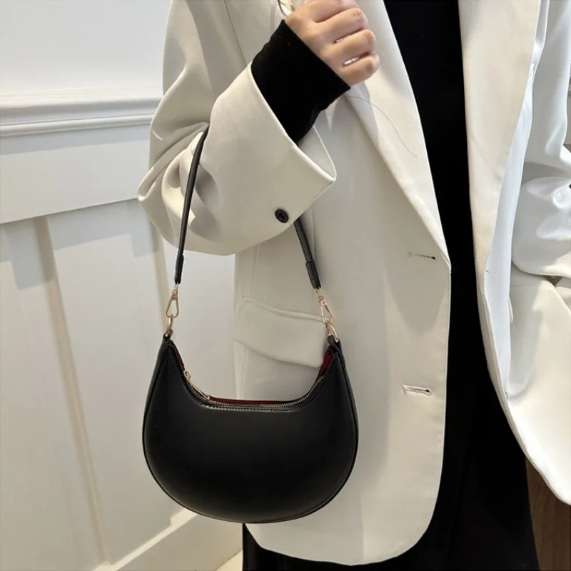 New Fashionable High-end Moon-shaped Baseball Bag Showing Luxury Women's Single Shoulder Bag Elegant lady Handbags bolso mujer thumbnail 4