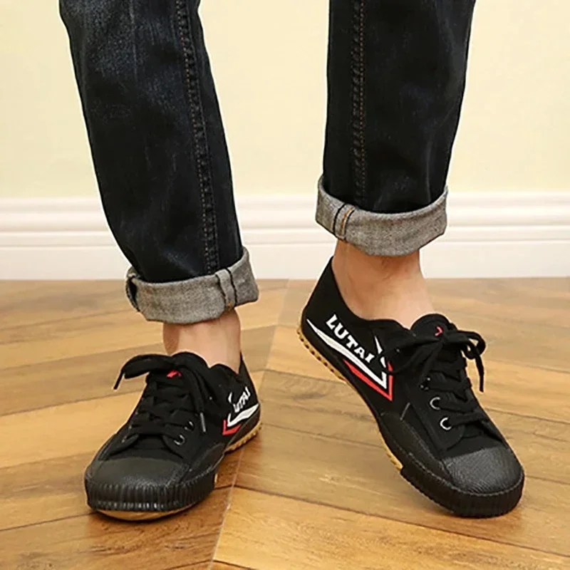 Canvas Kung Fu Shoes Martial Arts Tai Chi Taekwondo Wu Shu Karate Sport Shoes Sneakers Adult Shoes Large Size thumbnail 5
