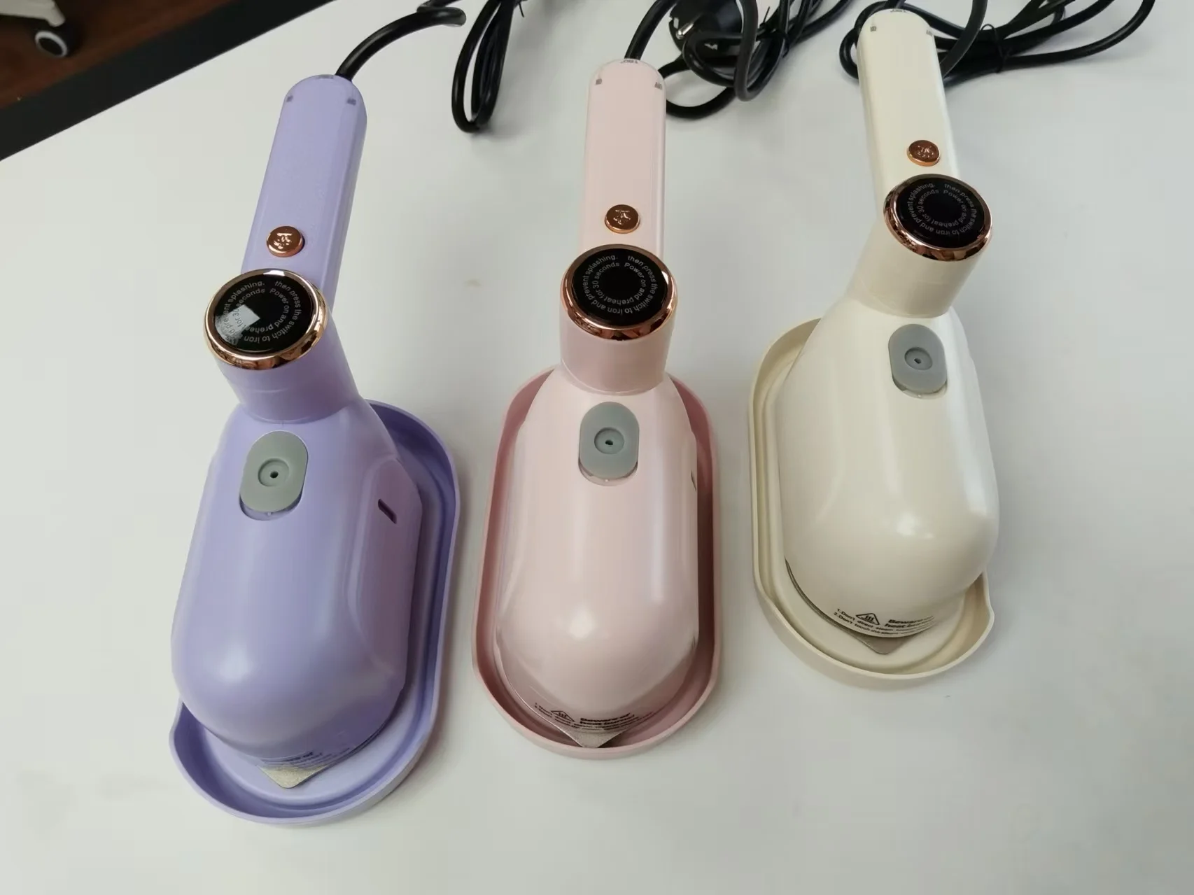 Electric Iron Handheld Hanging Ironing Machine Household Ironing Machine Mini Travel Folding Wet and Dry Dual Use Steam Iron thumbnail 6