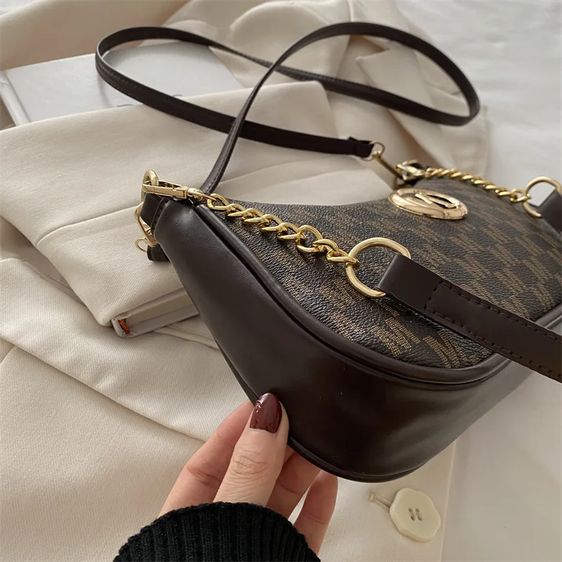 Vintage Style Handbag Crossbody Bag, Gold Letter 'M' Design Pu Leather Shoulder Messenger Bag, Synthetic Leather Tote Bag, Purse thumbnail 6