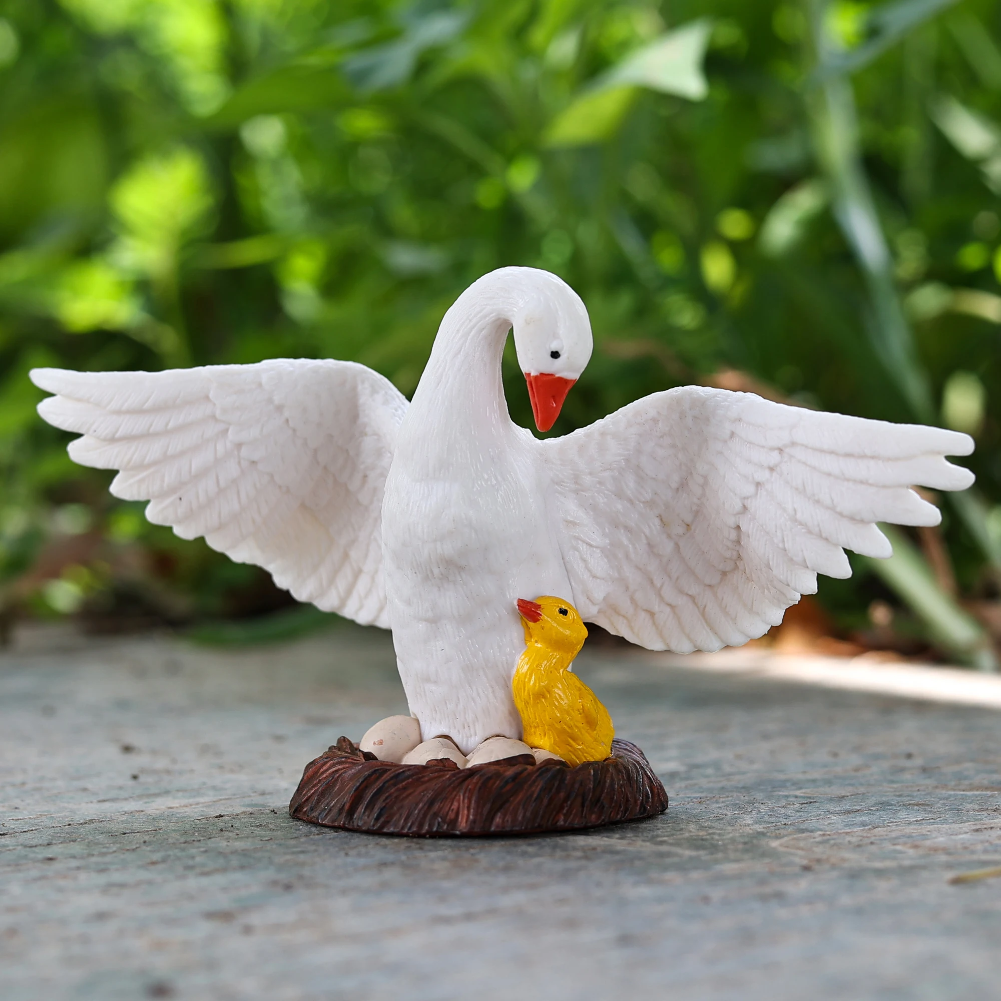 Classic Bird Animal Flamingos Parrot Sea Mew Peacock Owl Ostrich Model Solid PVC Action Figures Miniature Education Toy thumbnail 3