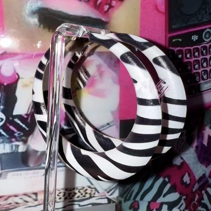 Y2K Jewelry Zebra Striped Geometric Earrings for Women Fashion Cool Punk Sexy Earrings Charm Vintage Accessories Gothic Earrings thumbnail 5