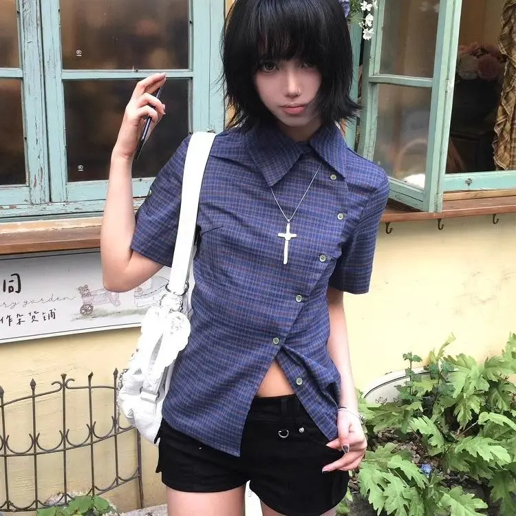 Genayooa Vintage Plaid Casual Shirt Women Short Sleeve Y2k Tops Japanese 2000s Summer Shirt Irregular American Retro 90s Tshirts thumbnail 4