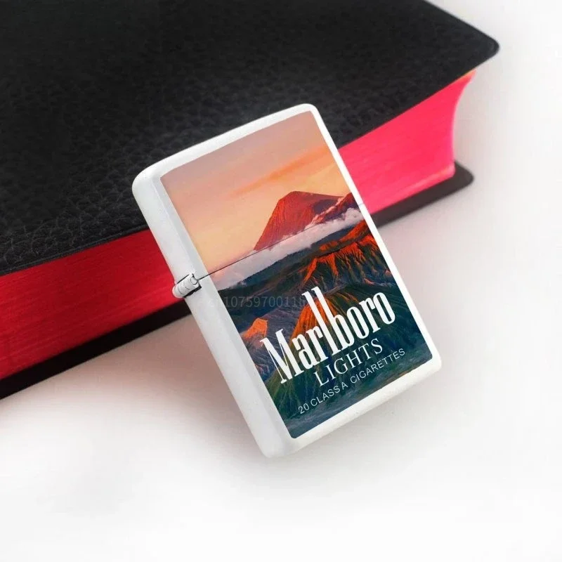 Marlboro Creative and Personalized Grinding Wheel Kerosene Lighter Gift Box World-famous Scenic Spots Men's Gift Wholesale thumbnail 5
