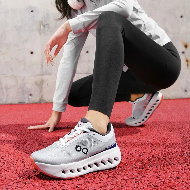 Men Women Comfortable Shoes Unisex Breathable Mesh Walking on Ultralight Outdoor Running Casual Sneakers Clouds Shoes thumbnail 6