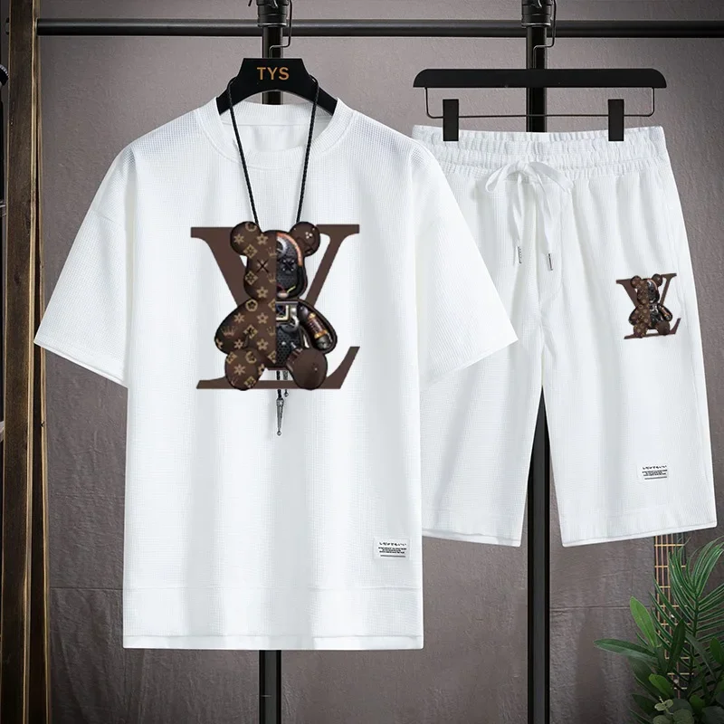 Summer new men's short-sleeved set, a fashionable outdoor casual men's short-sleeved T-shirt and sports shorts 2-piece set