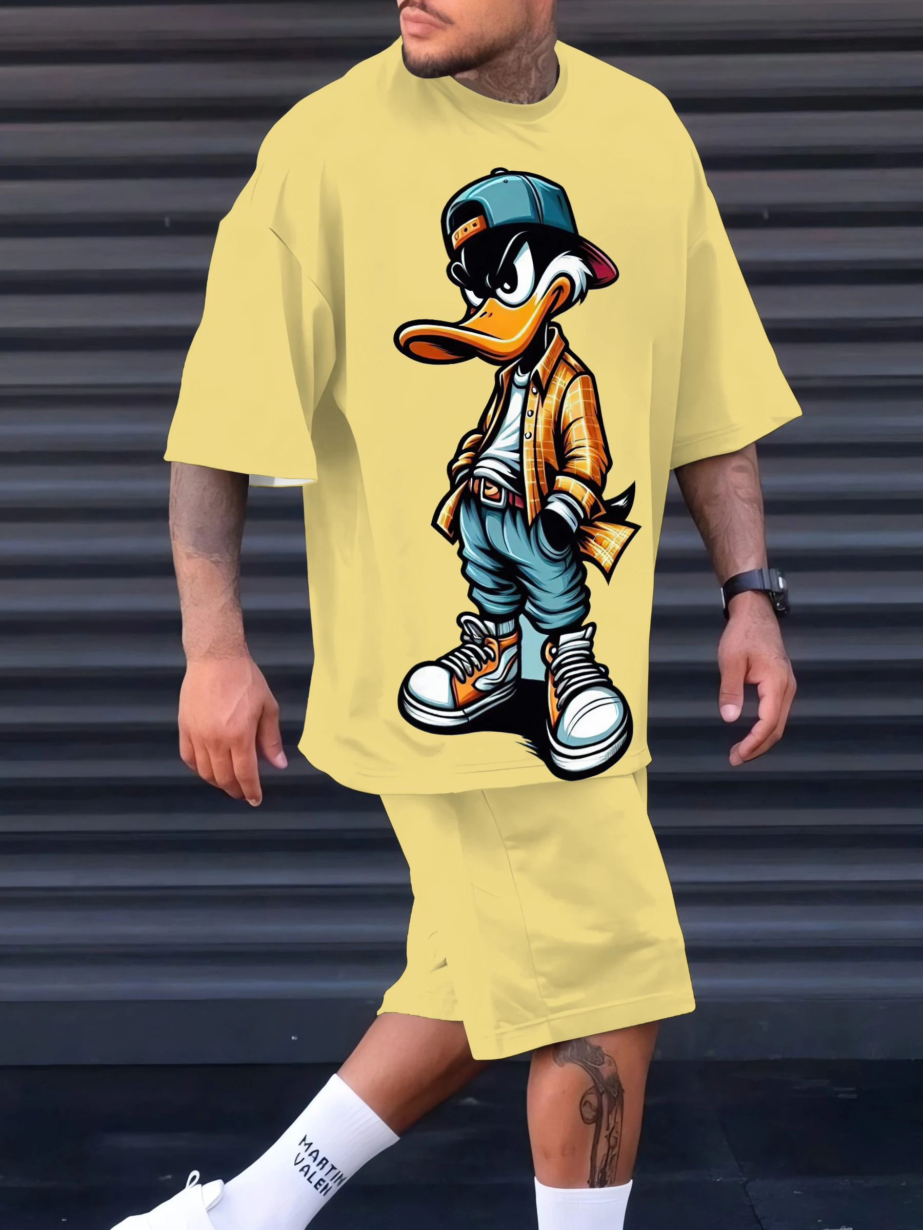 The 2025 summer new men's suit features an interesting cartoon duck print casual and fashionable polyester men's wear thumbnail 2