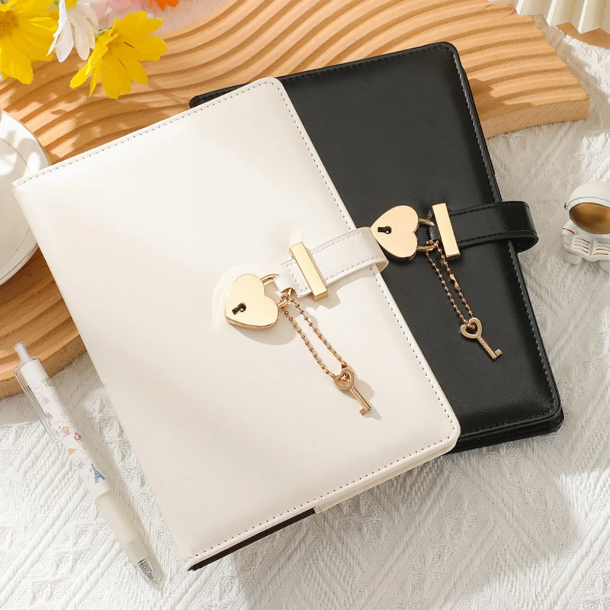 1 notebook with a love lock, gifts for couples, school supplies, stationery, and a notebook with privacy