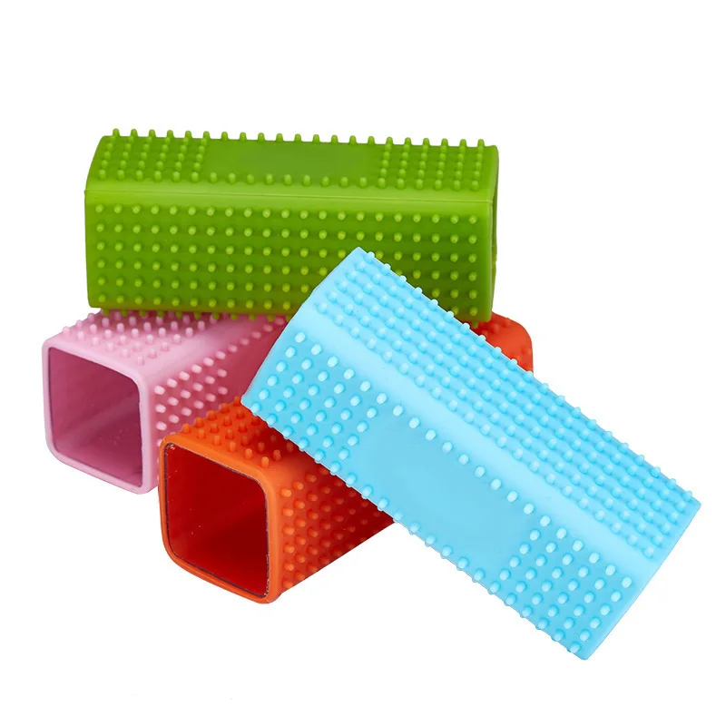 Pet Hair Removal Brush Car Animal Brush Dog Cat Hair Removal Effective Pet Hair Silicone Hollow Rubber Cleaning Brush GSZ01 thumbnail 5