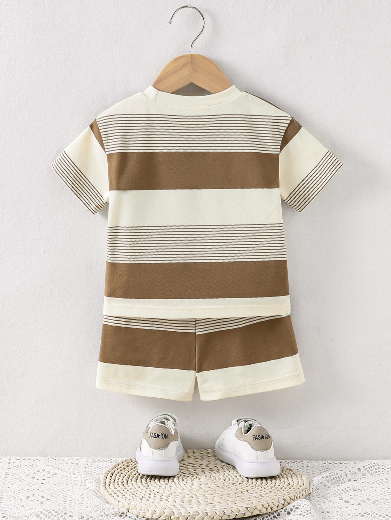 2025 New Baby Summer Cool Breathable Knit Round Neck T-Shirt + Shorts 2-Piece Set Outfit for Boys Girls Infant Toddler Clothing thumbnail 2