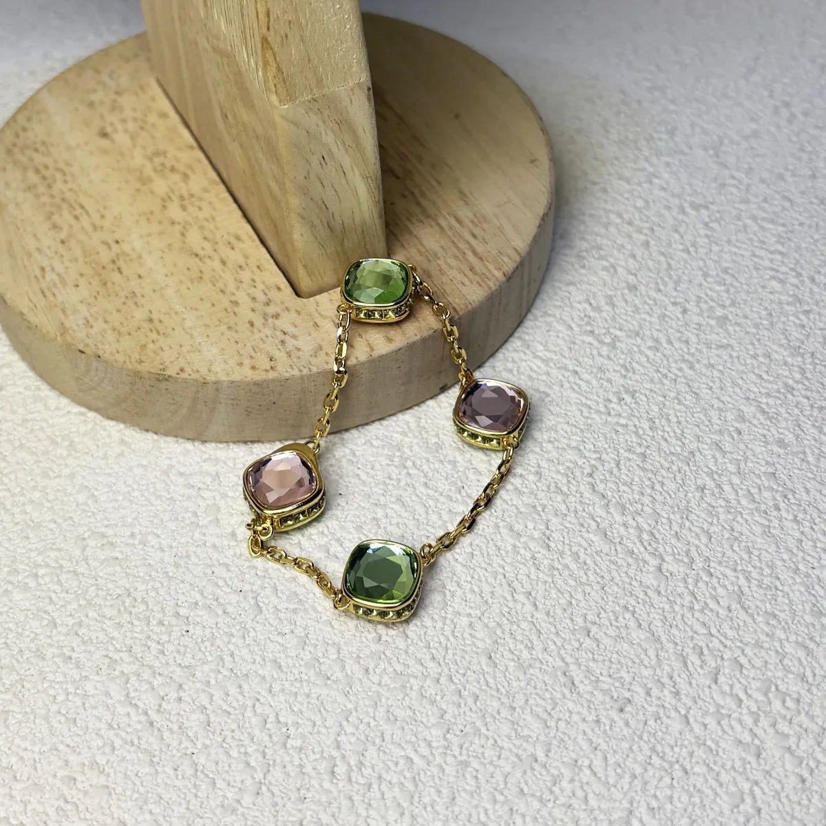 Original 2025 Fine Jewelry Set for Women Green Crystal Pink Crystal Geometric Bracelet Octagonal Cut Crystal Romantic Gift thumbnail 3