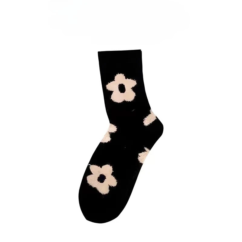 5 Pairs Women Cute Little Bear Mid Calf Socks Fashionable And Versatile Floral Prints Breathable Soft Comfortable Casual Socks thumbnail 5