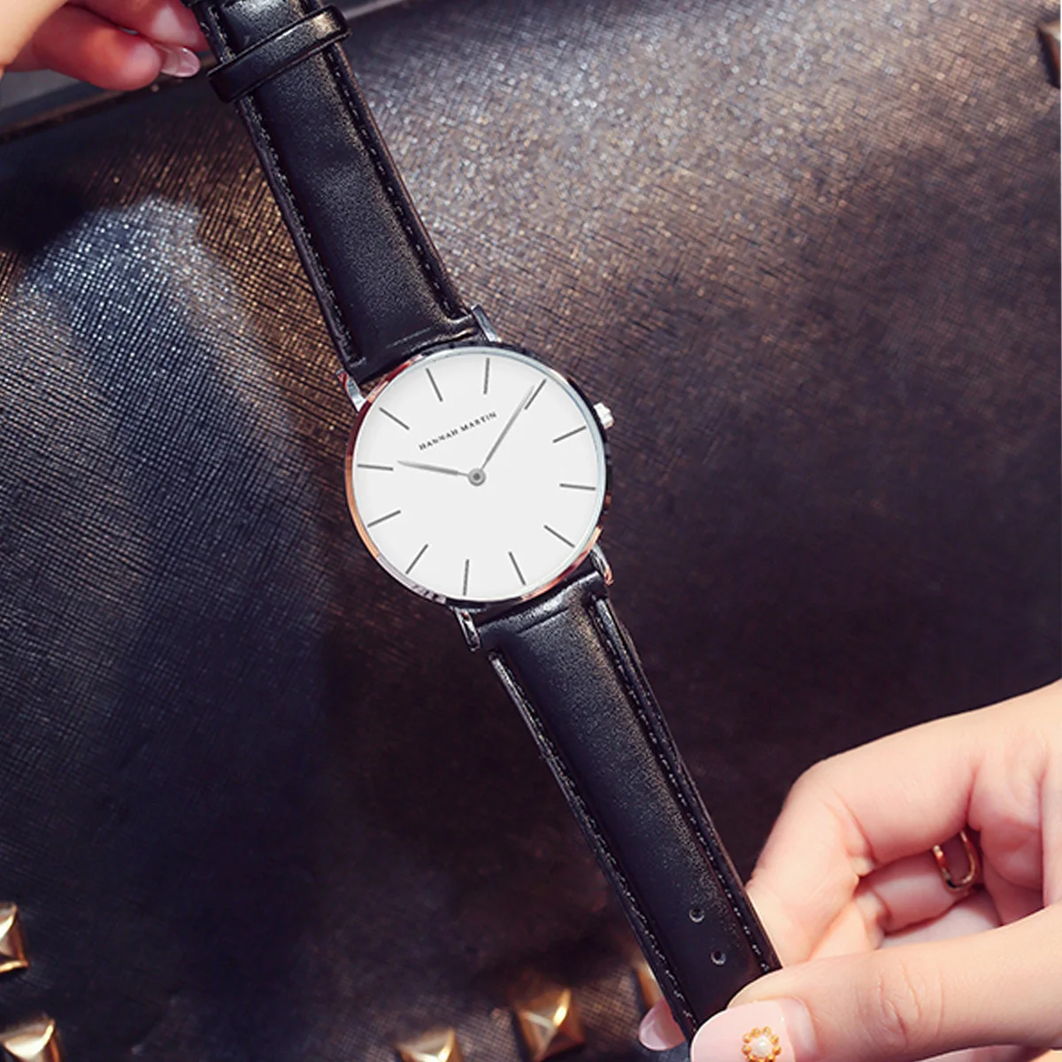 HANNAH MARTIN Top Brand Women Waterproof Wrist Watches 36mm Fashion Luxury Ultra Thin Leather Creative Rose Gold Ladies Watches thumbnail 2