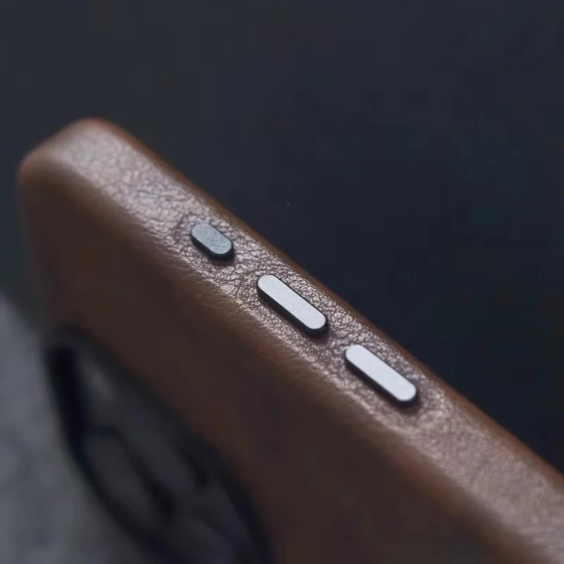 Retro Crazy Horse Leather MagSafe Phone Case For iPhone 16 Pro 15 14 13 12 17 Pro Max Simple Leather Texture Magnetic Phone Case thumbnail 5
