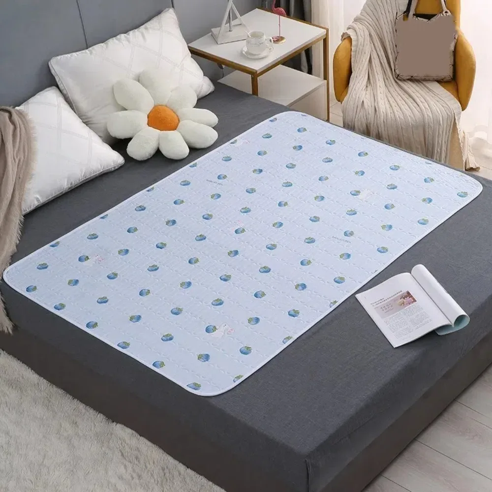 Soft Waterproof Baby Urine Mat Washable Flower Pattern Bedding Urine Pads Breathable Bed Protector Diaper Toddlers thumbnail 2