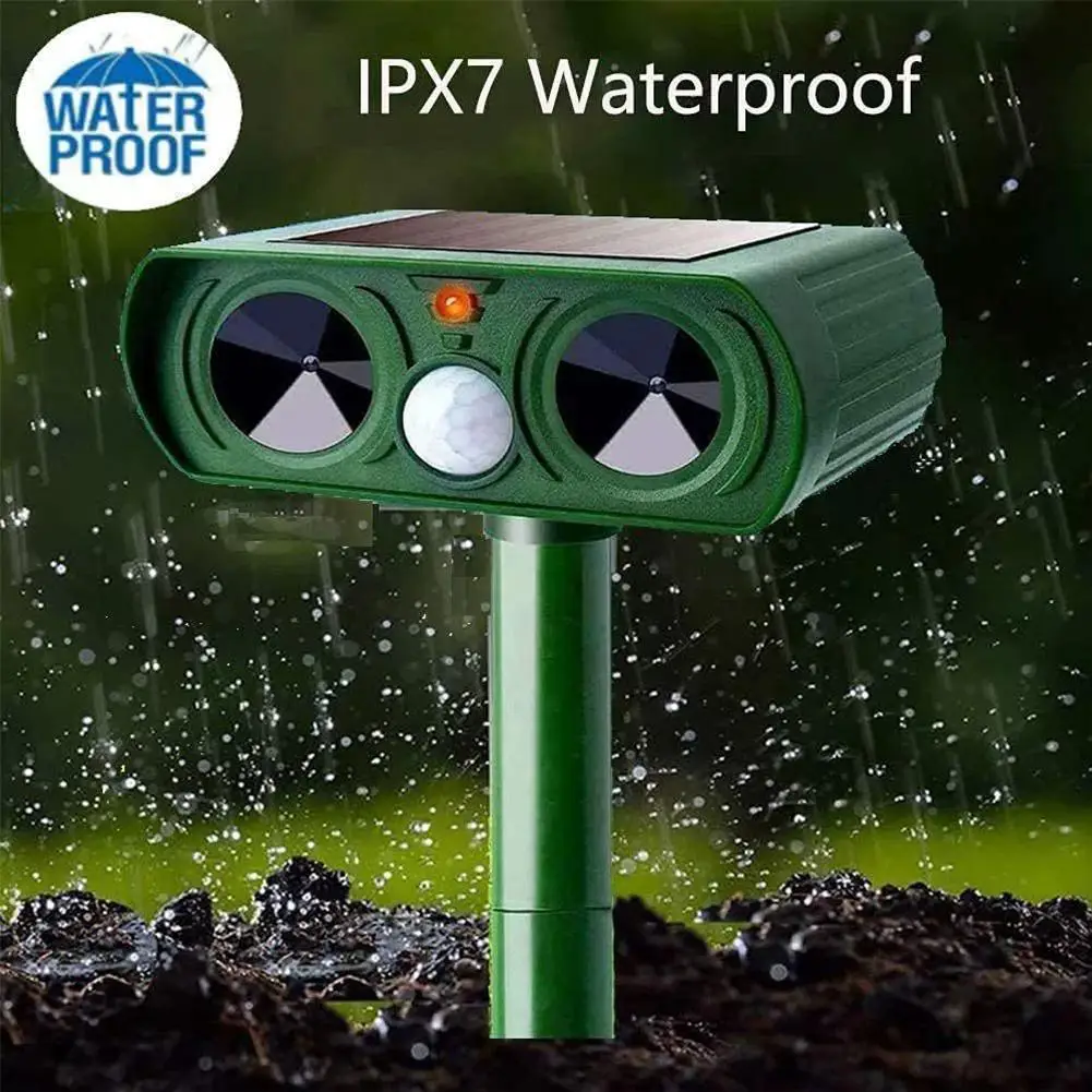 Outdoor LED Light Alarm Ultrasonic Cat Dog Repellant Solar Power Rechargeable Garden Repellers For Garden thumbnail 4