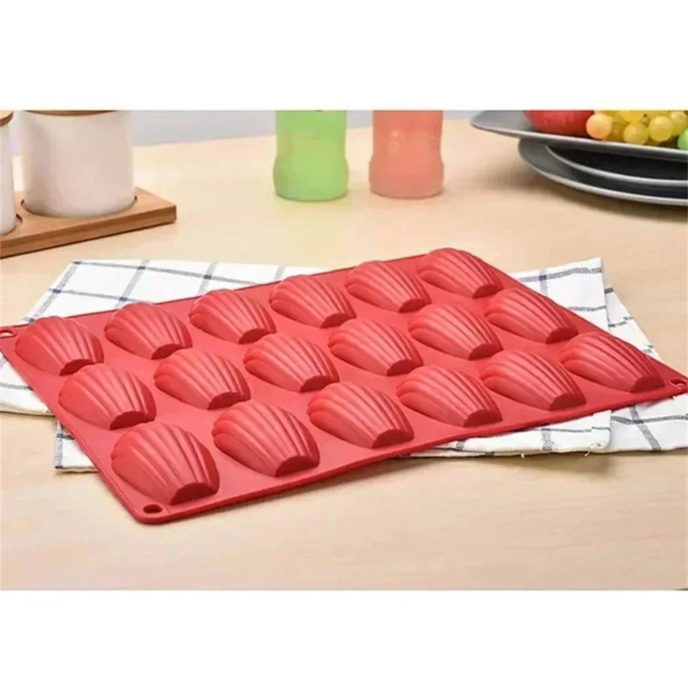 Food-grade Silicone Cake Mold Baker Cake Mold DIY Baking Pan Mold Kitchen Baking Appliance Accessories thumbnail 4
