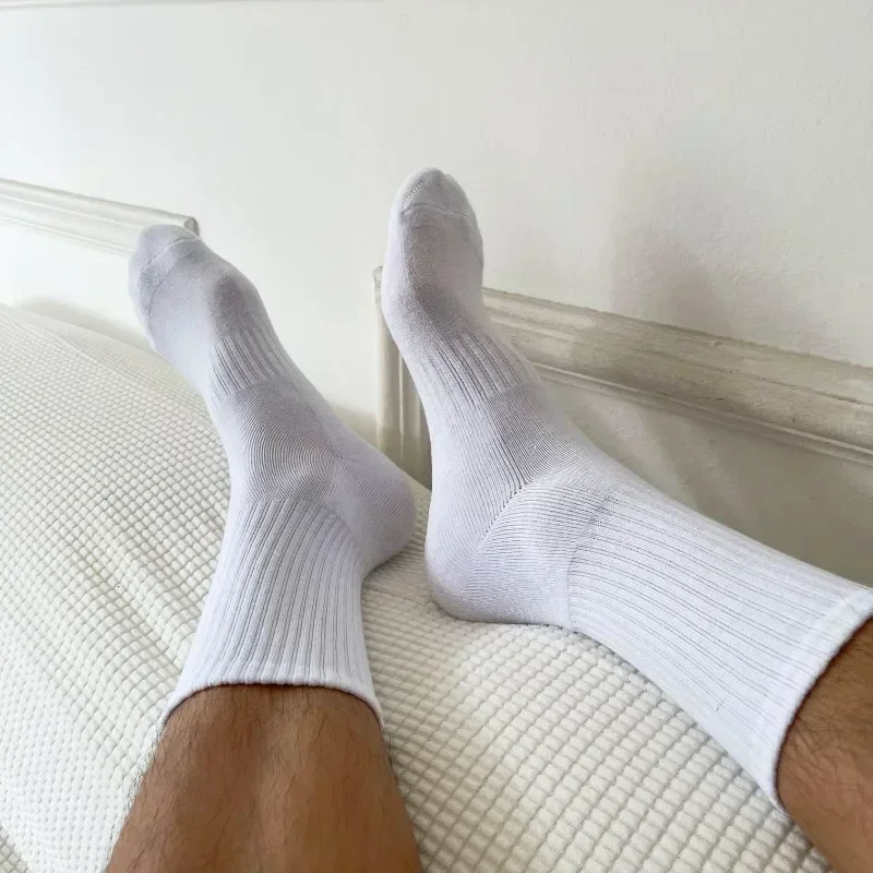 Cotton Sports Socks Unisex Soft Comfortable Breathable Casual Socks Black White Mid Tube Solid Color for Men Women Classic Socks thumbnail 6