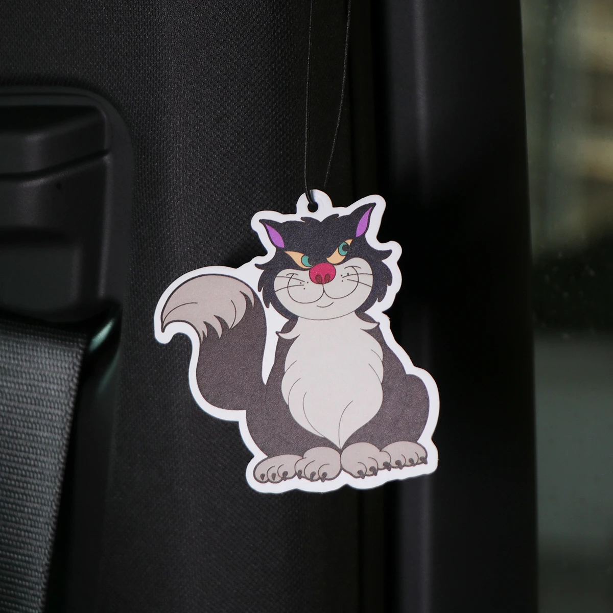 Cartoon Squirrel Fragrant Paper Auto Interiors Animals Car Fragrance Cabinet Bedroom Air Freshener Hangings Solid Perfume Gifts thumbnail 6