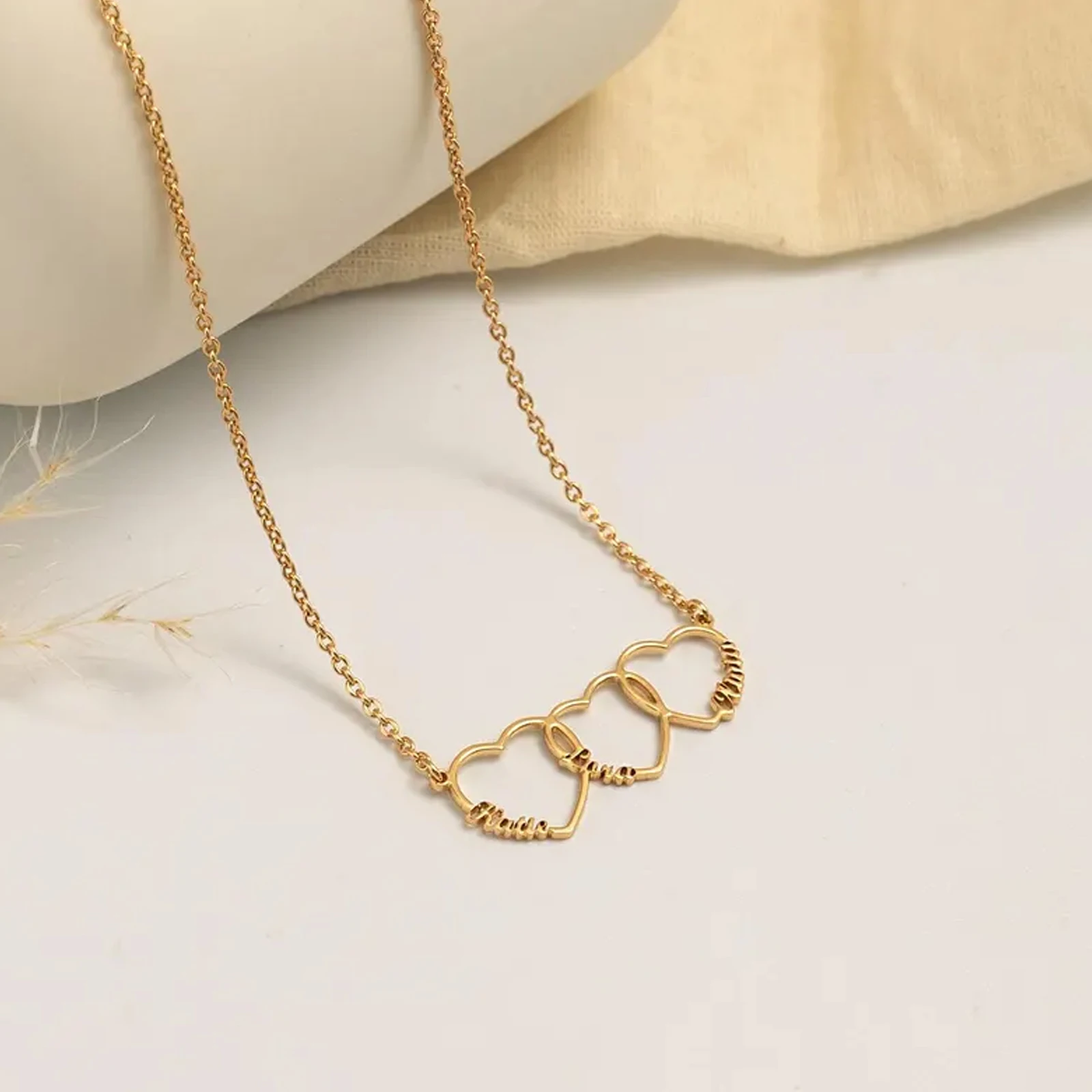 Lemegeton Personalized Heart Name Necklace Custom Triple Hearts Pendant Stainless Steel Jewelry Couple Family Mom Birthday Gifts thumbnail 5