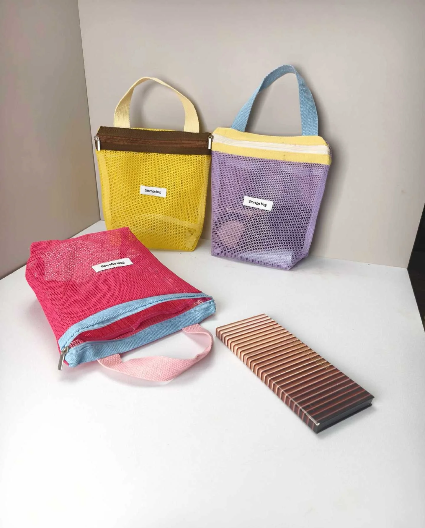 Ins Style Vibrant Bright Color Summer Mesh Tote Bag Small Cosmetic Bag Handbag Foldable Portable Toiletry Bag Women's Beach Bag thumbnail 5