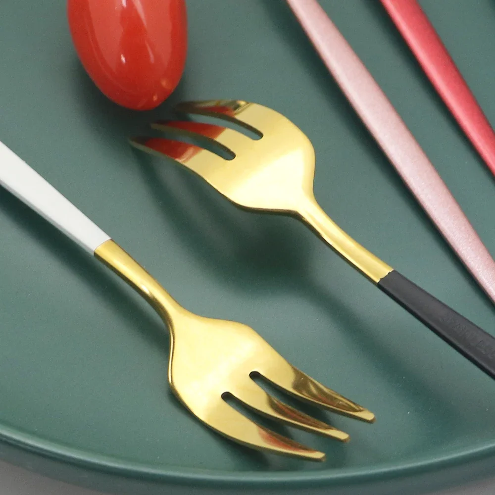 8Pcs/Set Mini Stainless Steel Tea Fork Cake Forks Dessert Fork Tableware Cutlery Silverware Dinnerware Kitchen Flatware thumbnail 4