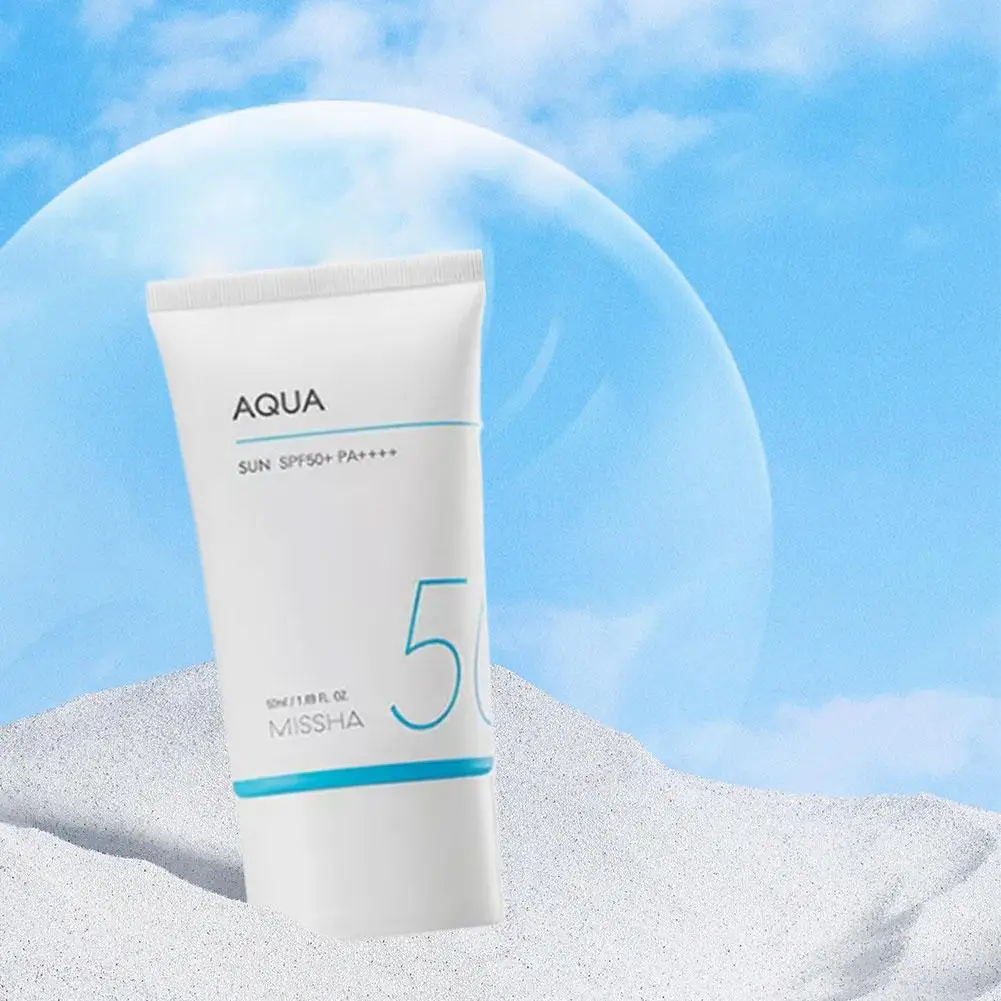 Missha Moisturizing Sunscreen AQUA Essence Bright White Waterproof Sun Protection  Soothing natural plant essences Korean Fans thumbnail 5