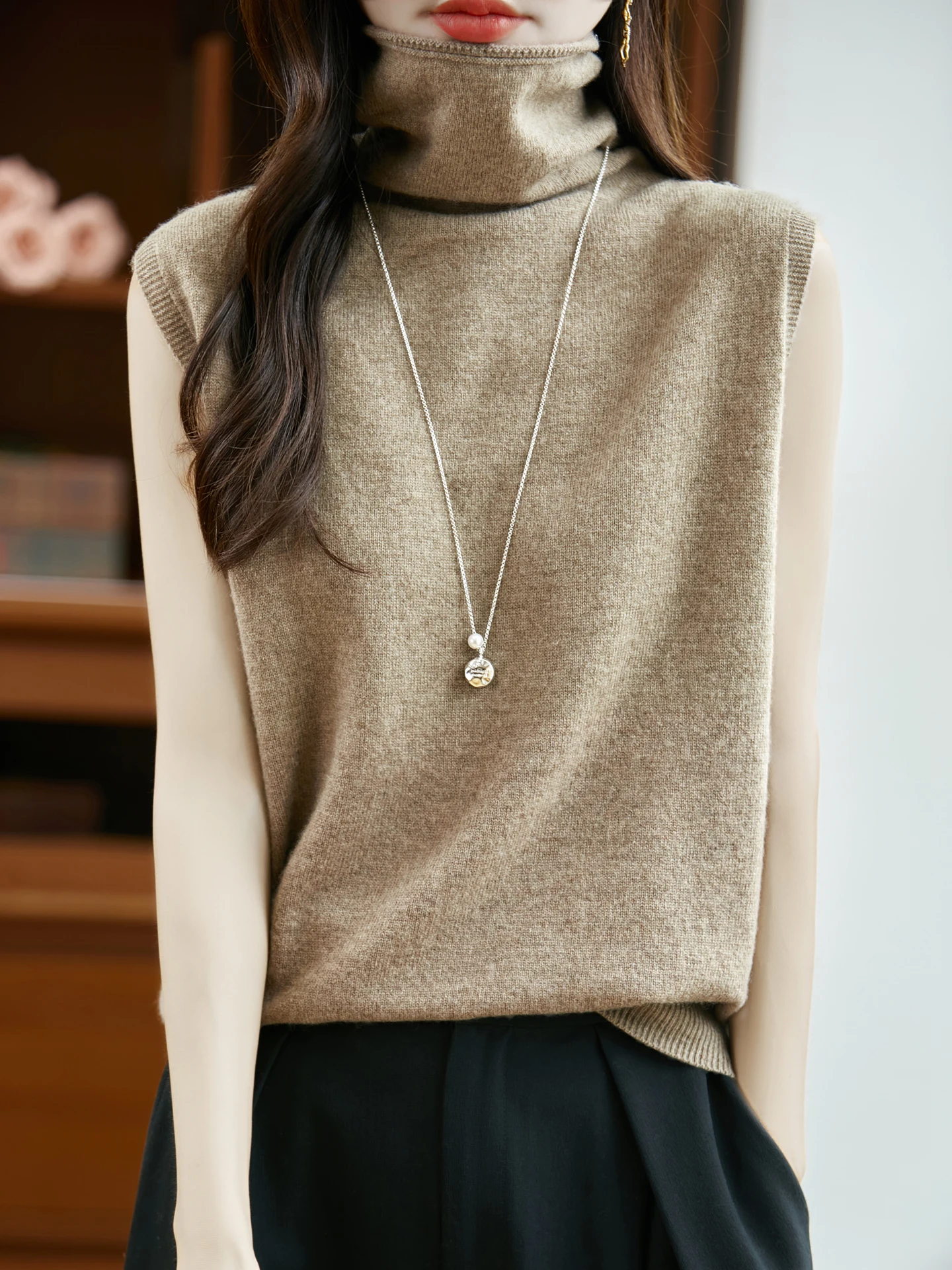 Basic Women 100% Merino Wool Fashion Turtleneck Straps Sleeveless Sweater Pullover Cashmere Soft Underwear Vest Clothing Top thumbnail 2