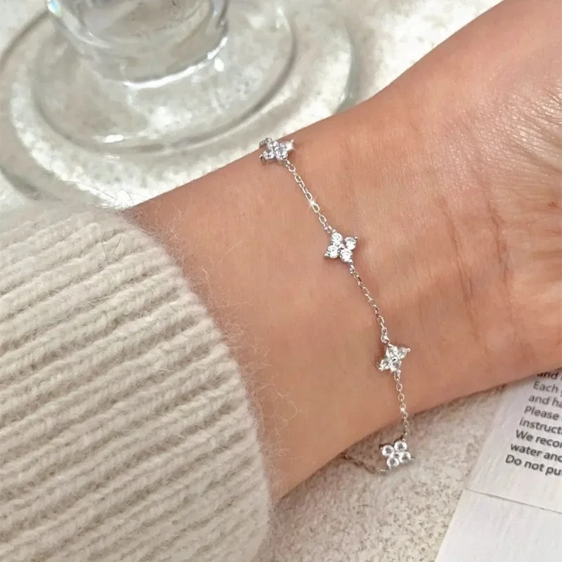 2pcs 925 Sterling Silver Four-leaf Flower Necklace Bracelet Set for Women Luxury Adjustable Link Chain Necklace Set Jewelry Gift thumbnail 3