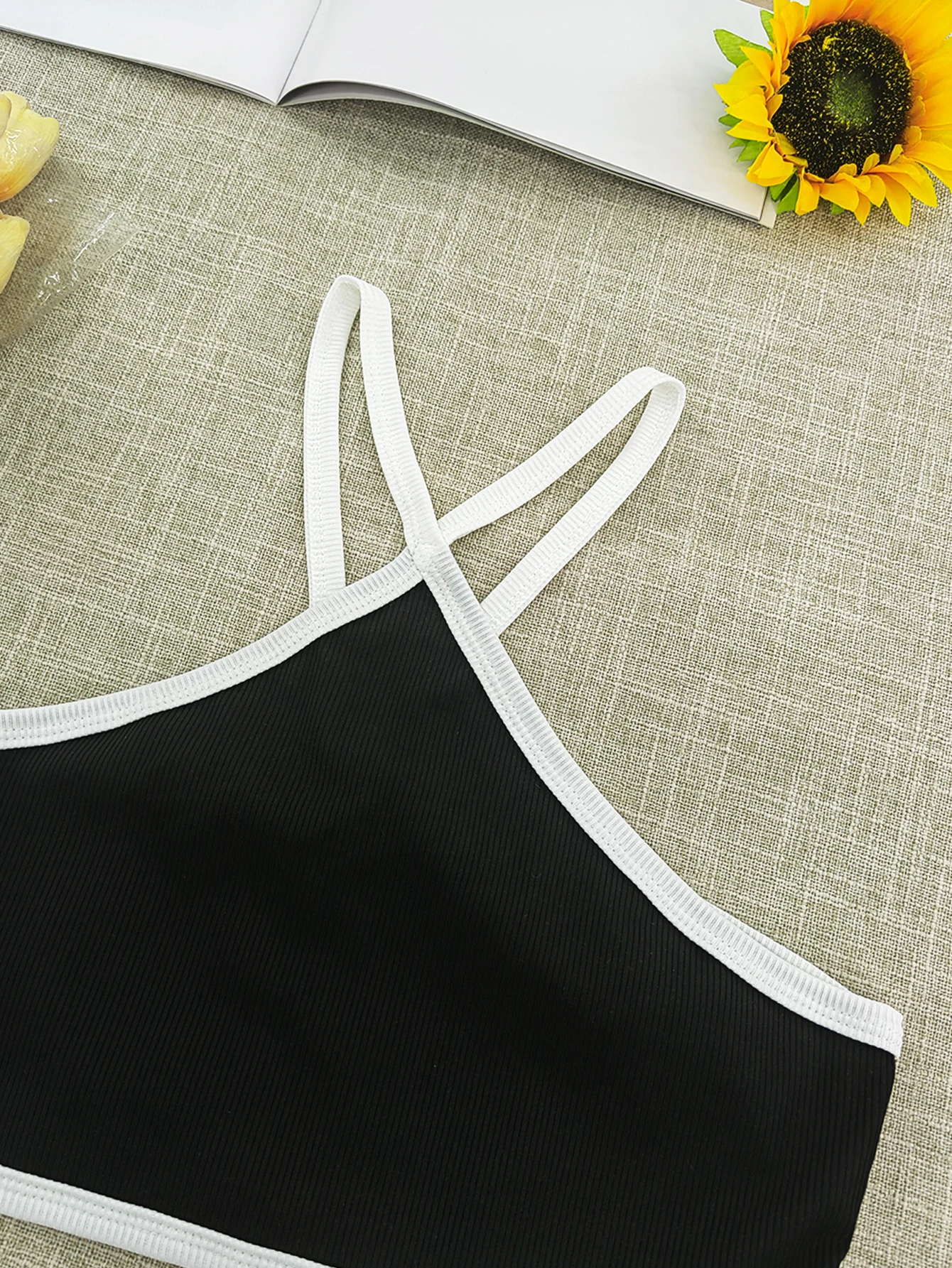 INS Cross-border Summer New Style European and American Neck-hugging Super Short Wrap Chest Backless Top thumbnail 2