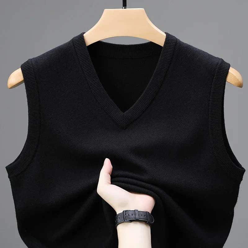 2025 Men's Casual Sweater Vest Warm Comfortable Autumn Winter Fashion Outerwear thumbnail 3
