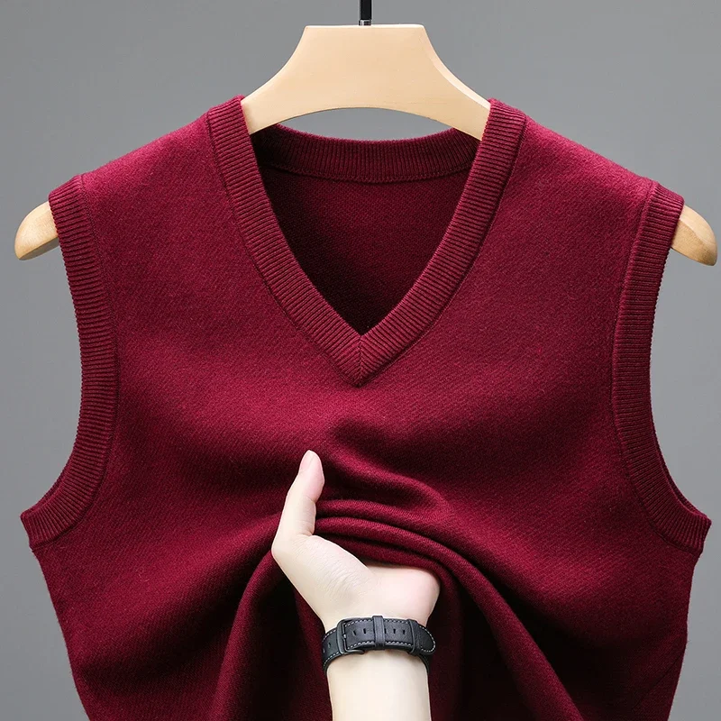 2025 Men's Casual Sweater Vest Warm Comfortable Autumn Winter Fashion Outerwear thumbnail 6