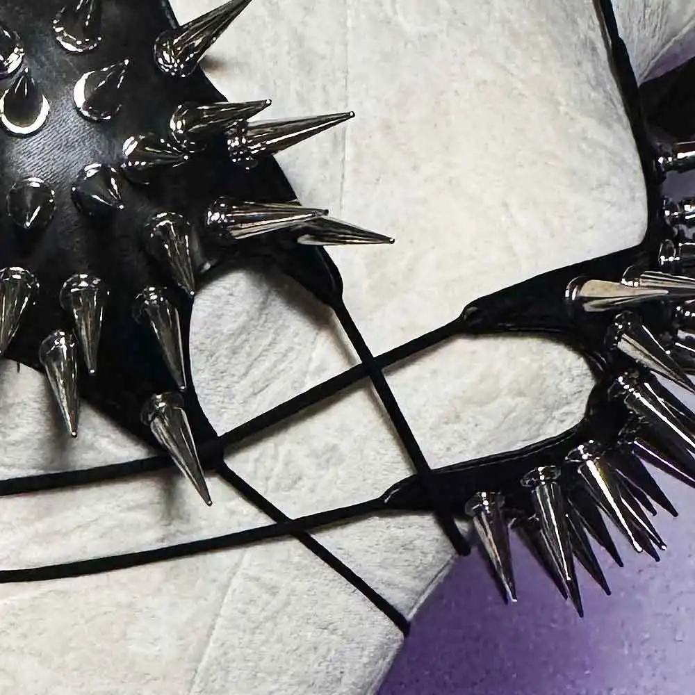 Goth Top Y2K Clothes Women's Tanks Emo Clothing Gothic Crop Tops with Spikes Punk Rock Teens ALT Rave Festival Bra Grunge Vkei thumbnail 4