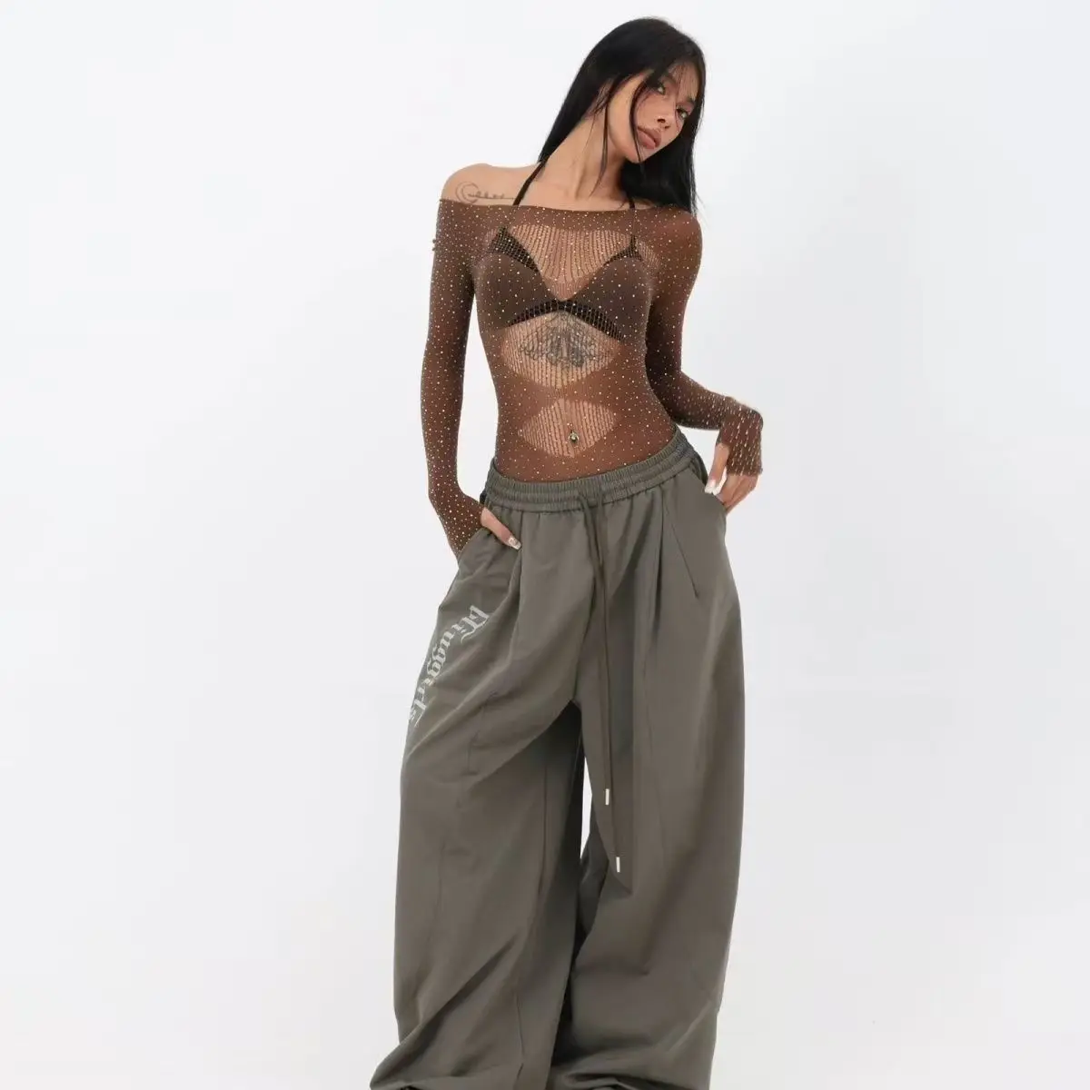 European and American ins long sleeved sexy hot girl jumpsuit with hollowed out dance perspective top T-shirt slim fit jazz danc