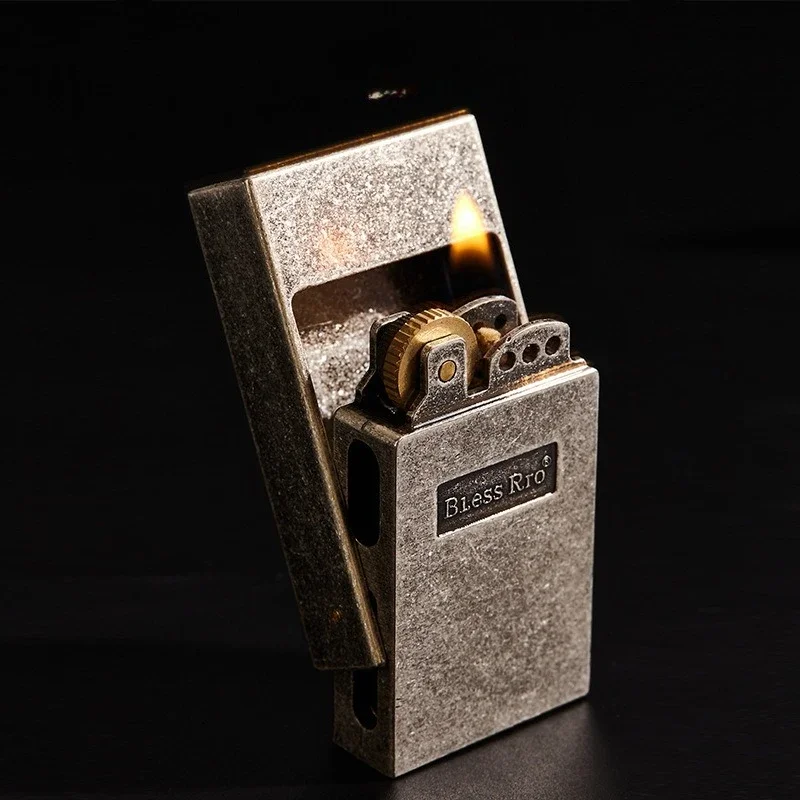 Retro Classic Grinding Wheel Lighter Vintage Open Flame Metal Oil Lighter Smoking Accessories Men's Gadgets Collect thumbnail 2