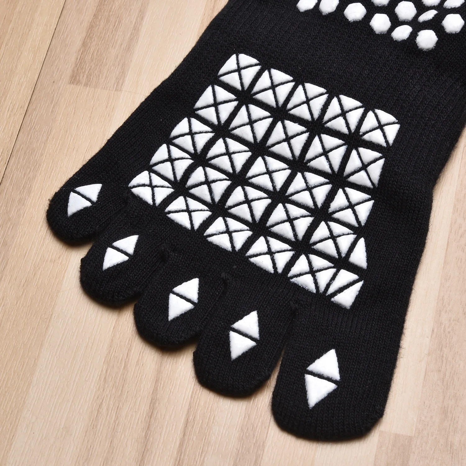 Women Bandage Breathable Pilates Socks Ladies Anti-slip Cotton Backless Sock Five Toes Ballet Dance Fitness Workout Sports Socks thumbnail 4
