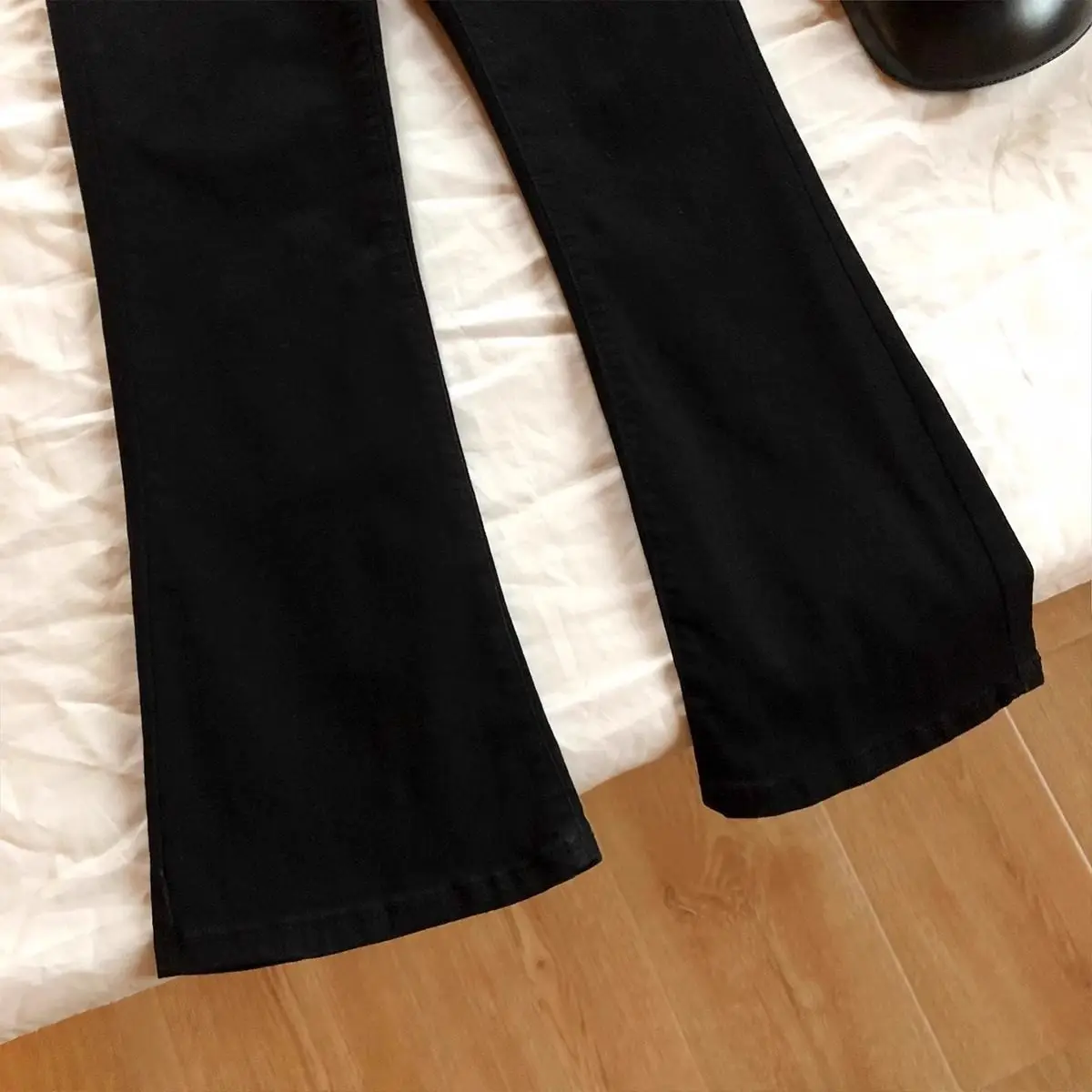 High Waist Flared Jeans Women's New Style Elastic Casual Slimming Black Denim Pants Korean Style Comfortable Loose Fit Jeans thumbnail 4