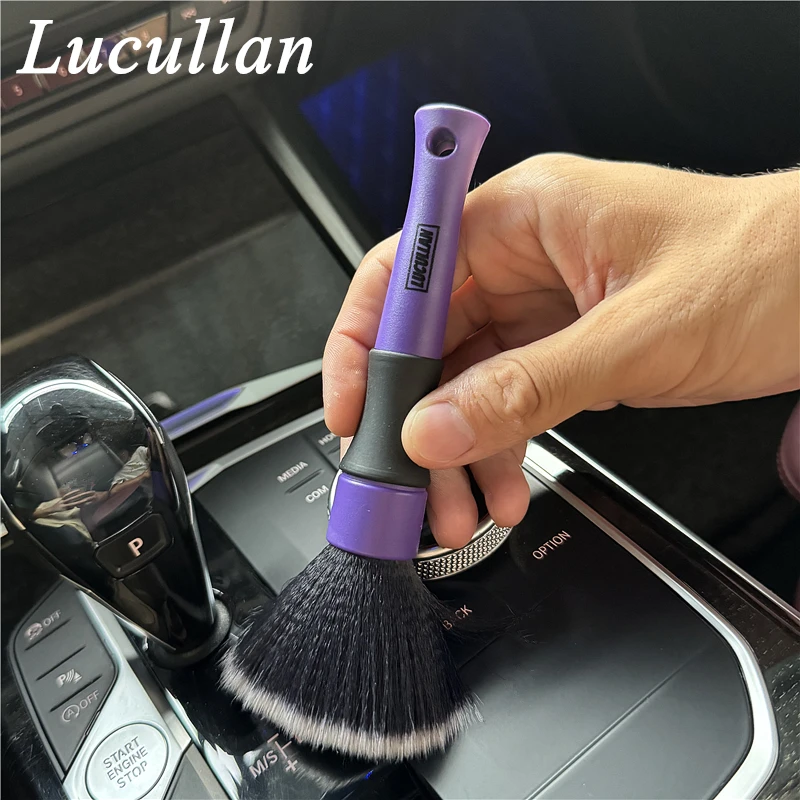 Lucullan 2-Piece Detailing Brush Set Premium  Natural Boar's Hair For Exterior Synthetic Hair For Interior thumbnail 4