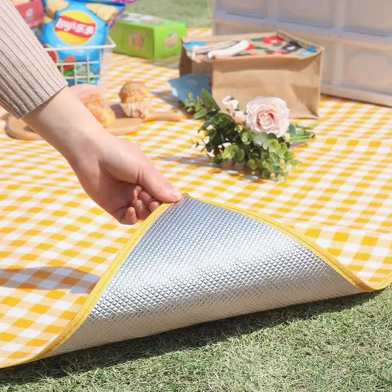 Folding Camping Mat Picnic Blankets Tent Mat Beach Waterproof Mat Sandproof Blanket Picnic Blanket Large YYDZ03