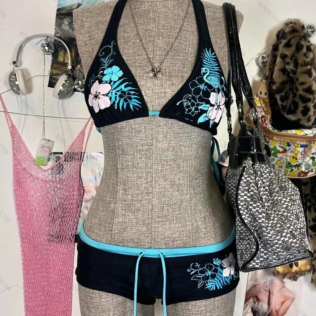 Sexy Hottie Print Laced Up Backless Bikini 2 Piece Set Women Split Swimsuit Beach Bikini 2025 New Summer Swimwear Bikinis Set
