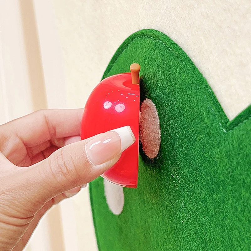 Baby Felt Board Play Food Toys Wall Sticker Fruits Vegetables Pretend Play Kitchen Games Fine Motor Skills Early Educational Toy thumbnail 5